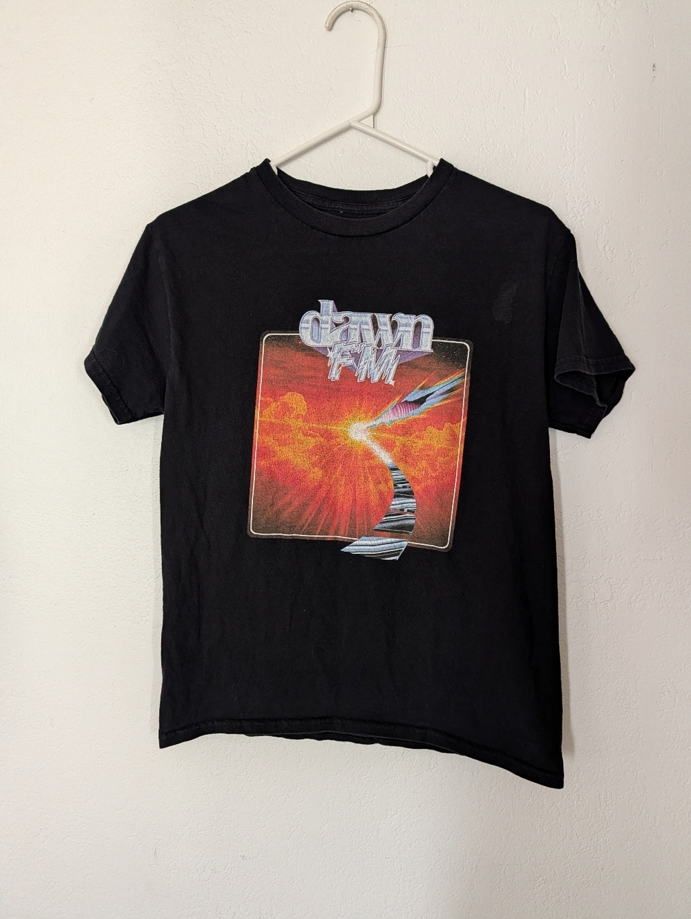 XO Dawn FM T Shirt The Weekend Rare Retro Hype Missing Size Tag Pre Owned Weeknd